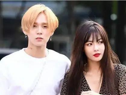 女明星吃瓜被网暴,网络暴力下的无奈与反思