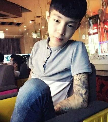 网红吃瓜黑科爆料是真的吗,真相揭秘，是真是假？