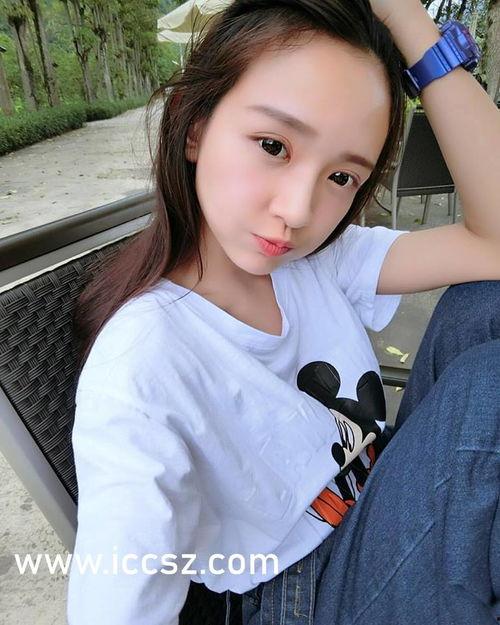 吃瓜原创男网红,揭秘吃瓜原创男网红的崛起之路